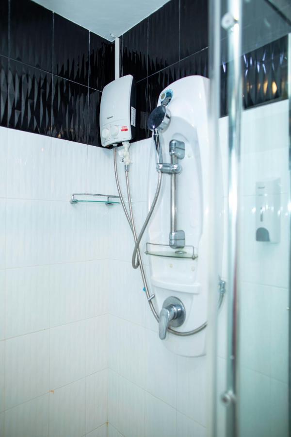 Merry Inn Suites Pattaya Exteriör bild